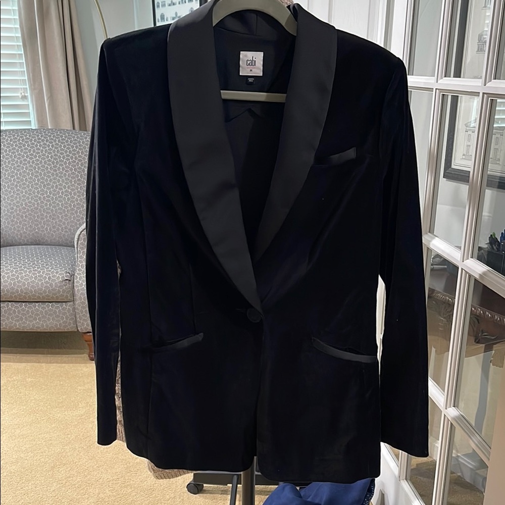 Cabi Women’s Tuxedo Black Blazer
